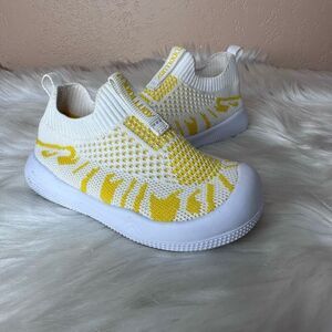Toddlluby Slip on Walking Shoes Toddler Sock Shoes Infant Sneakers Boy & Girls N